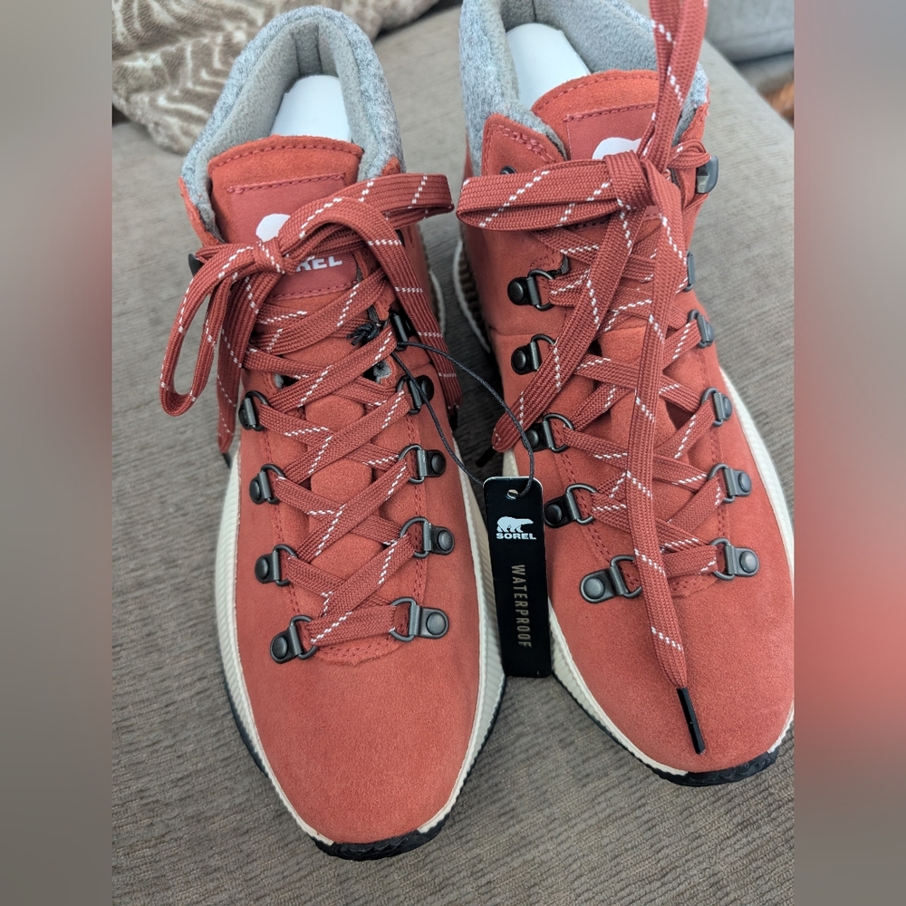 Summer Sale. Women's Sorel Boots